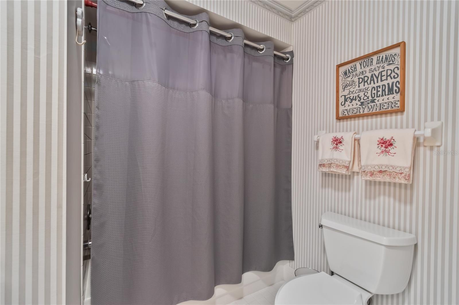 Image 22 of 47 For 9862 179th Place