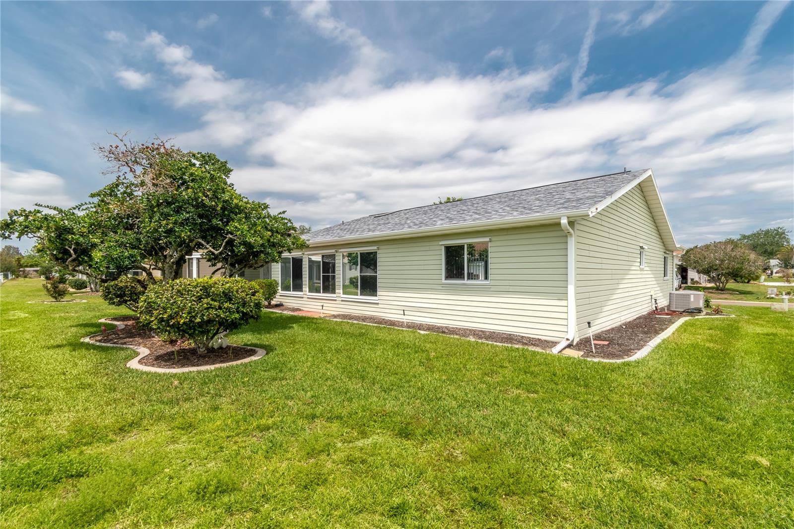 Image 35 of 47 For 9862 179th Place