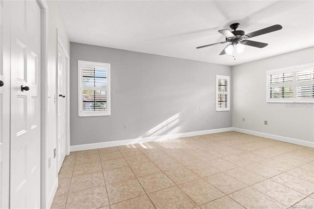 Image 12 of 31 For 8801 Cresco Lane