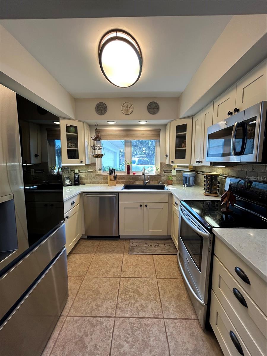 Image 20 of 31 For 8801 Cresco Lane