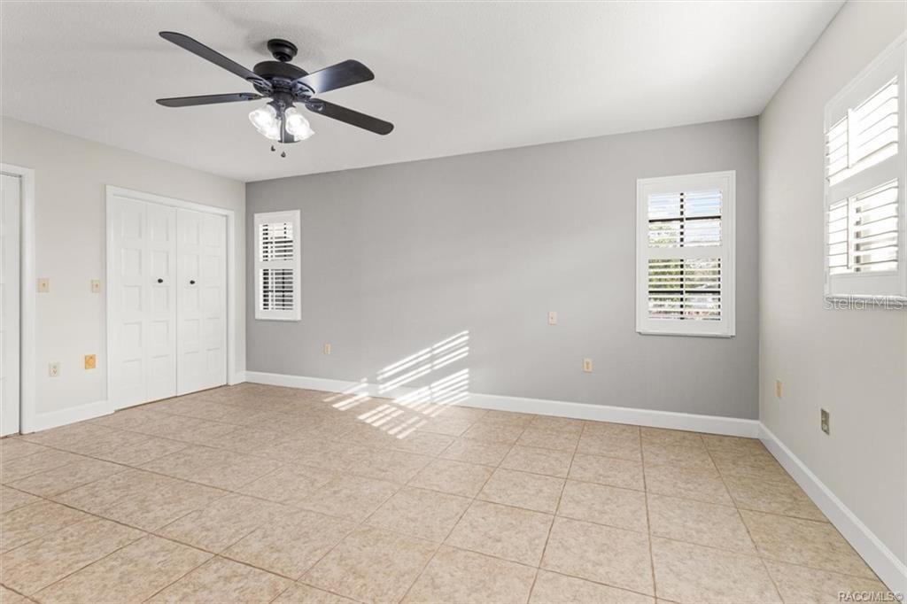 Image 9 of 31 For 8801 Cresco Lane