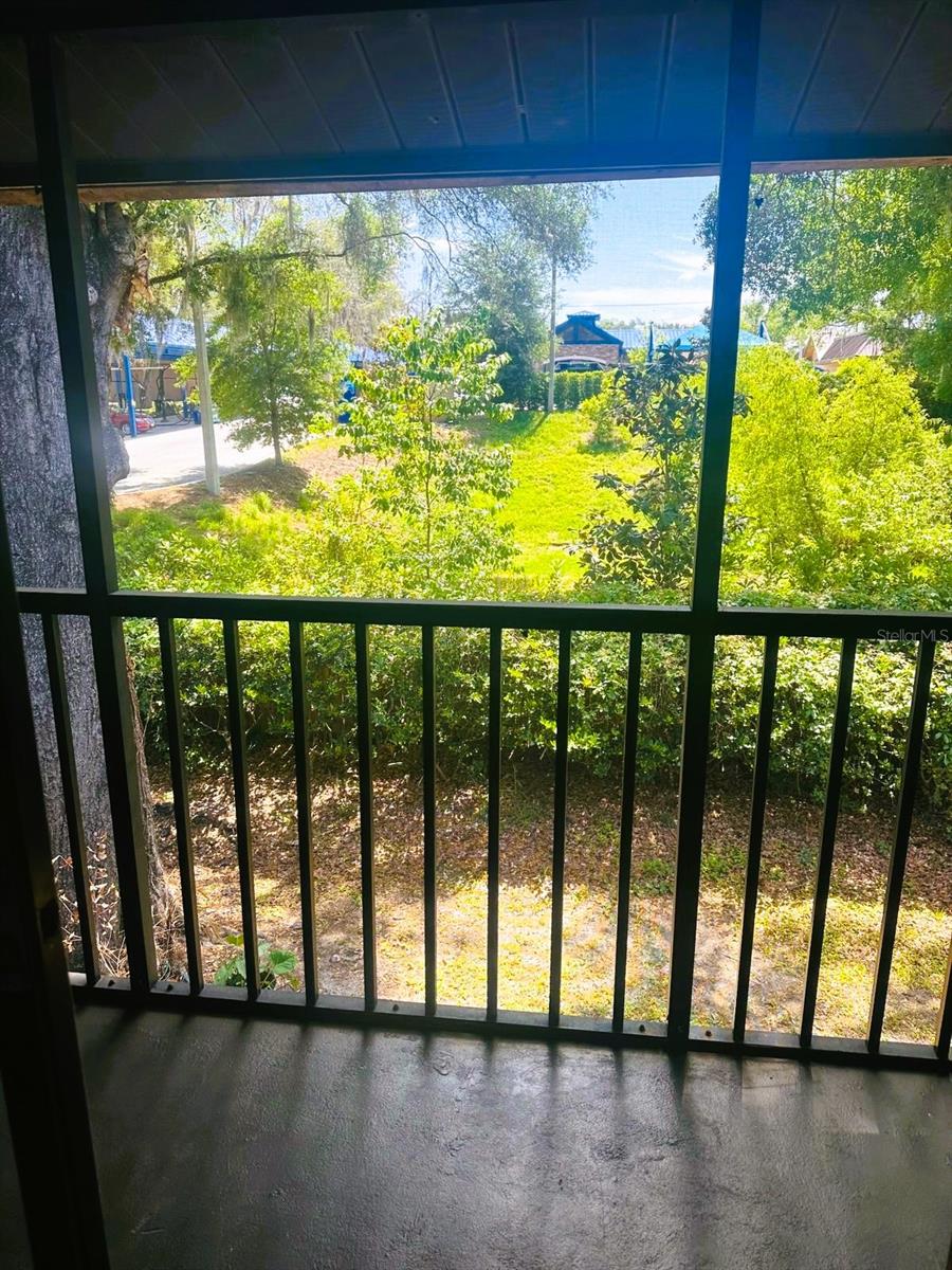 Image 13 of 15 For 2947 32nd Avenue