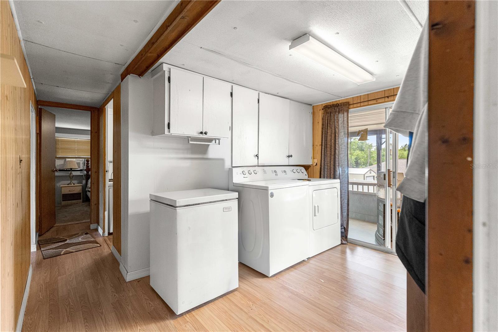 Image 11 of 20 For 10752 128th Street