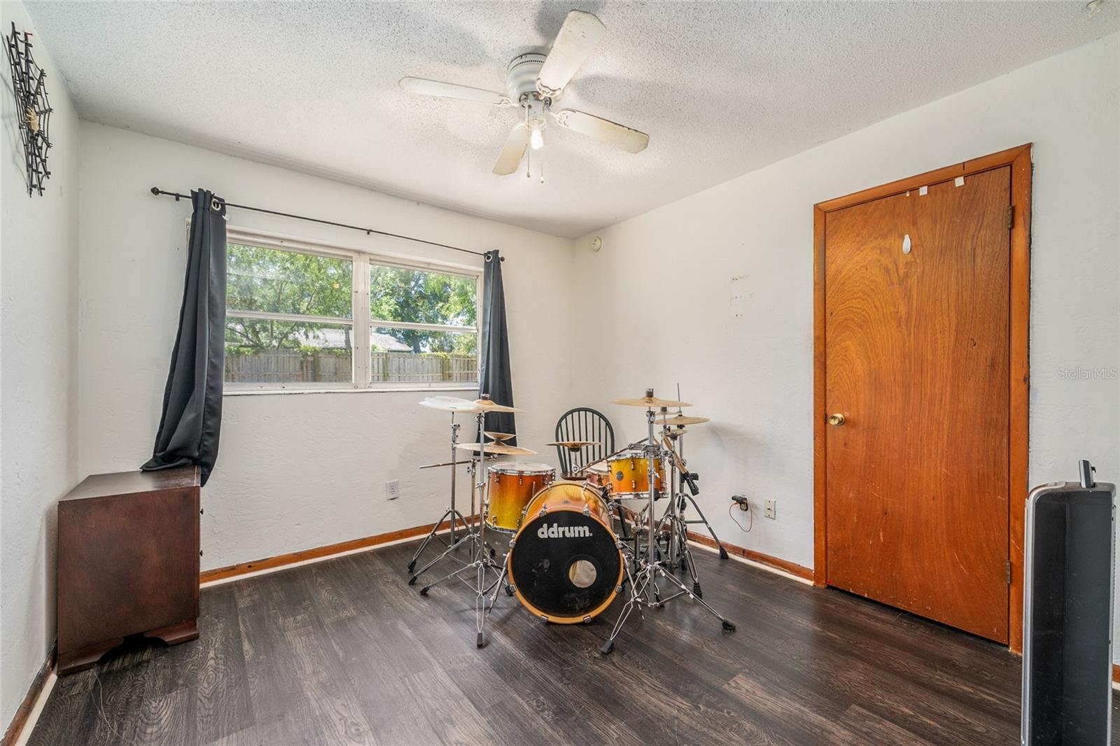 Image 26 of 64 For 3200 10th Street