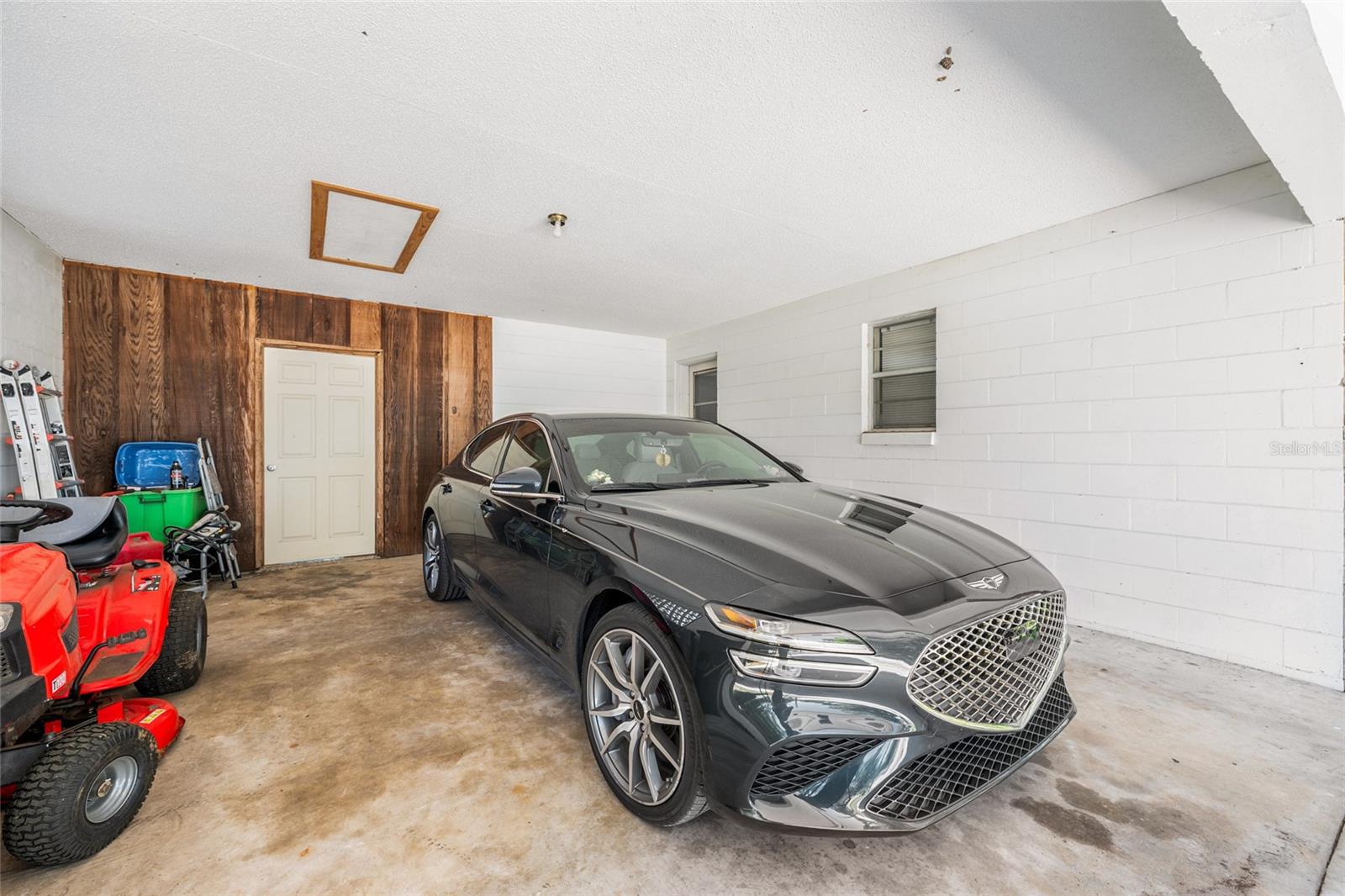 Image 6 of 64 For 3200 10th Street