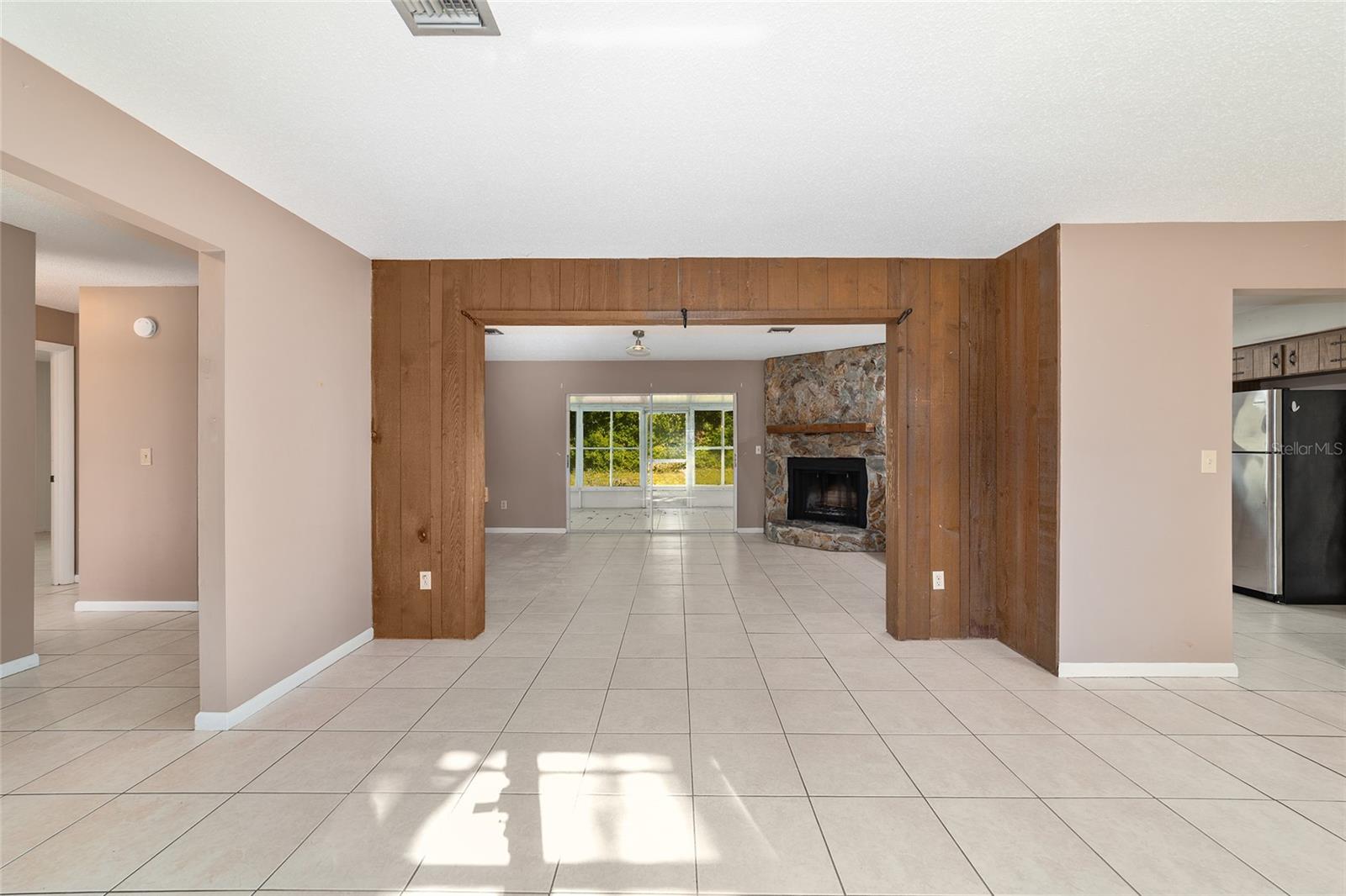 Image 17 of 58 For 1325 19th Street