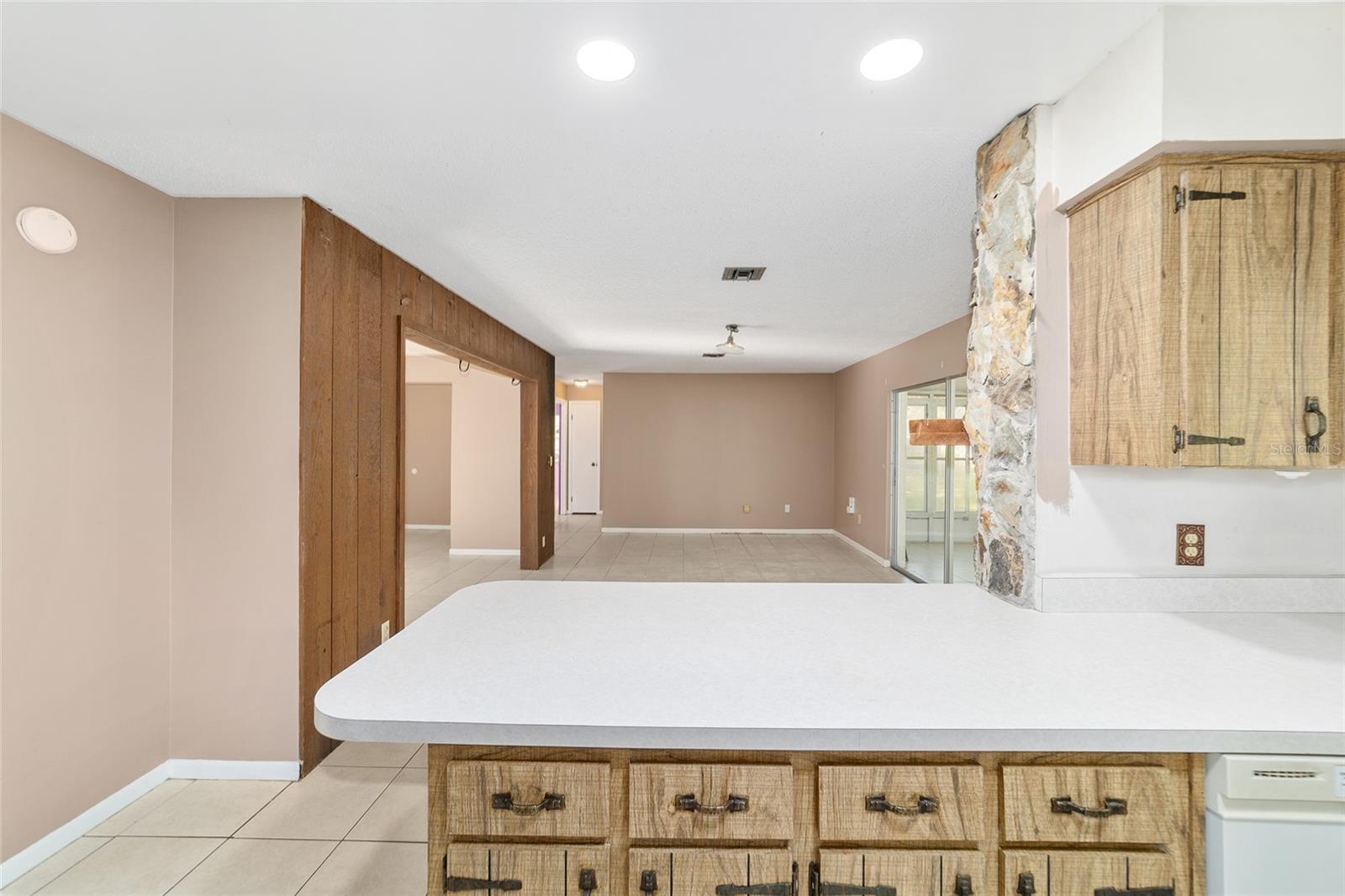 Image 28 of 58 For 1325 19th Street