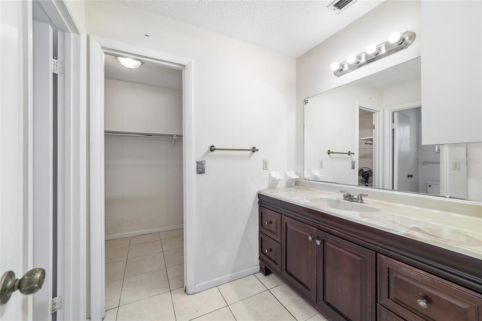 Image 35 of 58 For 1325 19th Street