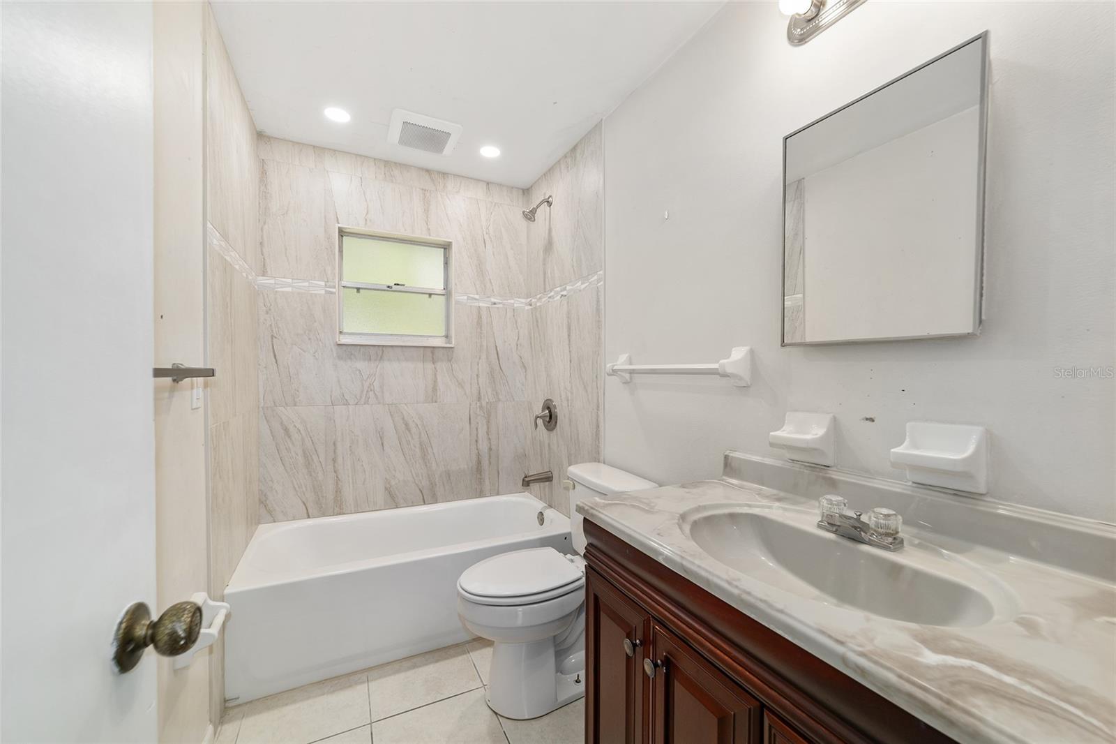 Image 43 of 58 For 1325 19th Street