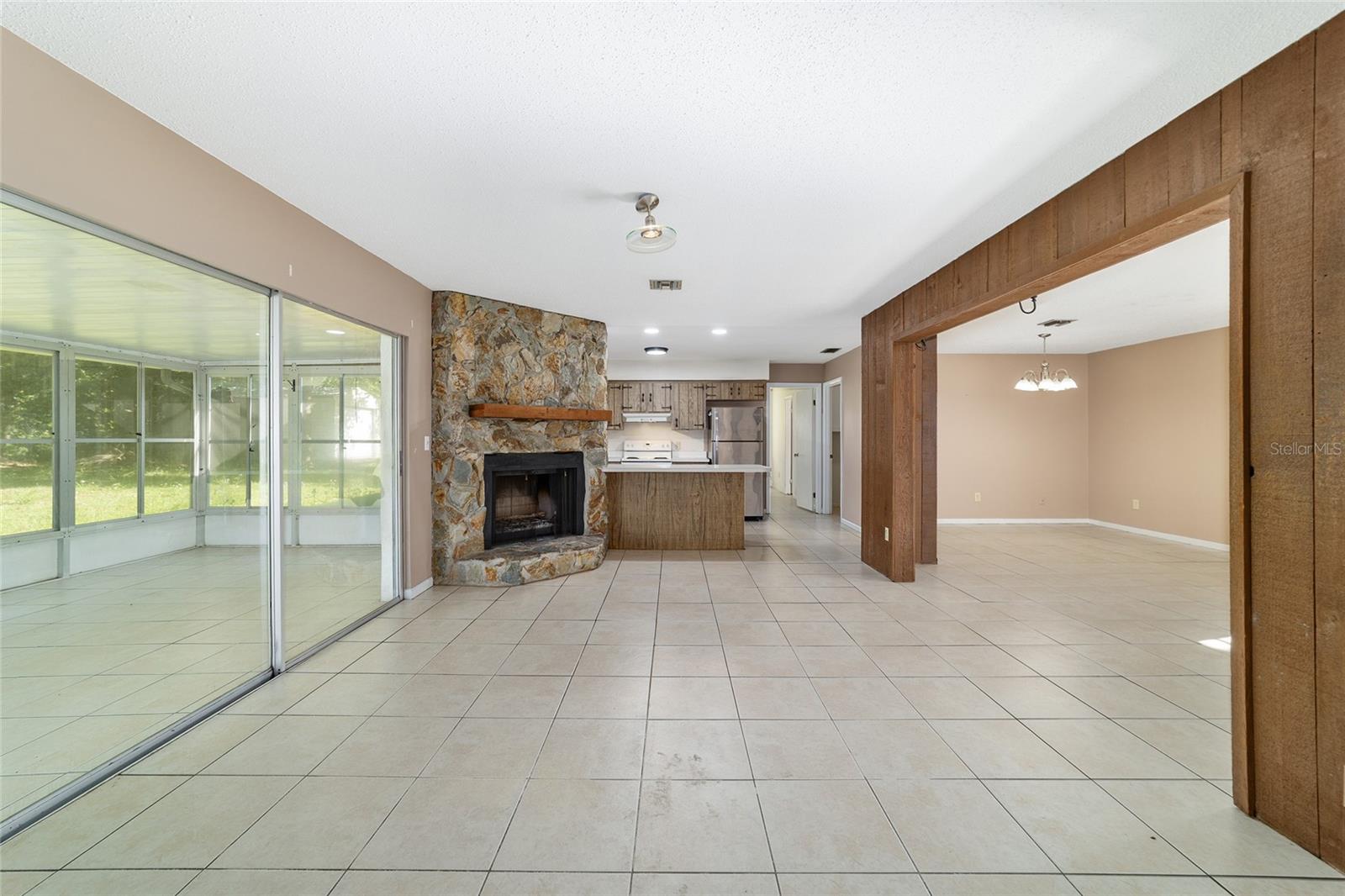 Image 7 of 58 For 1325 19th Street