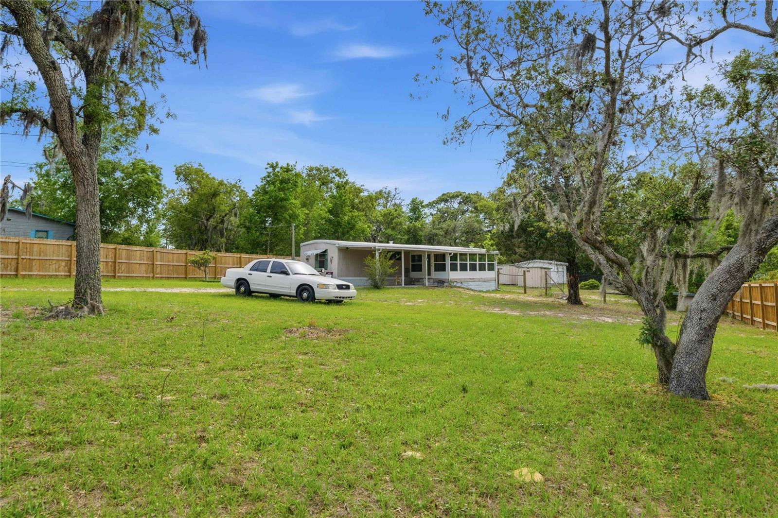 Image 29 of 33 For 5494 Oldfield Avenue