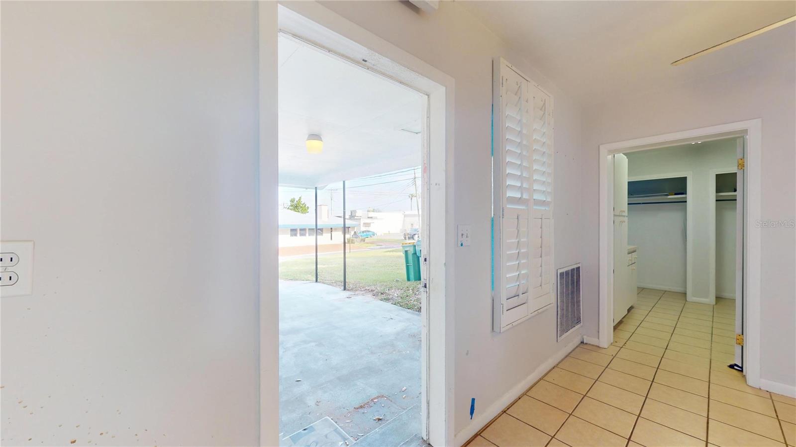 Image 10 of 47 For 121 Seminole Avenue