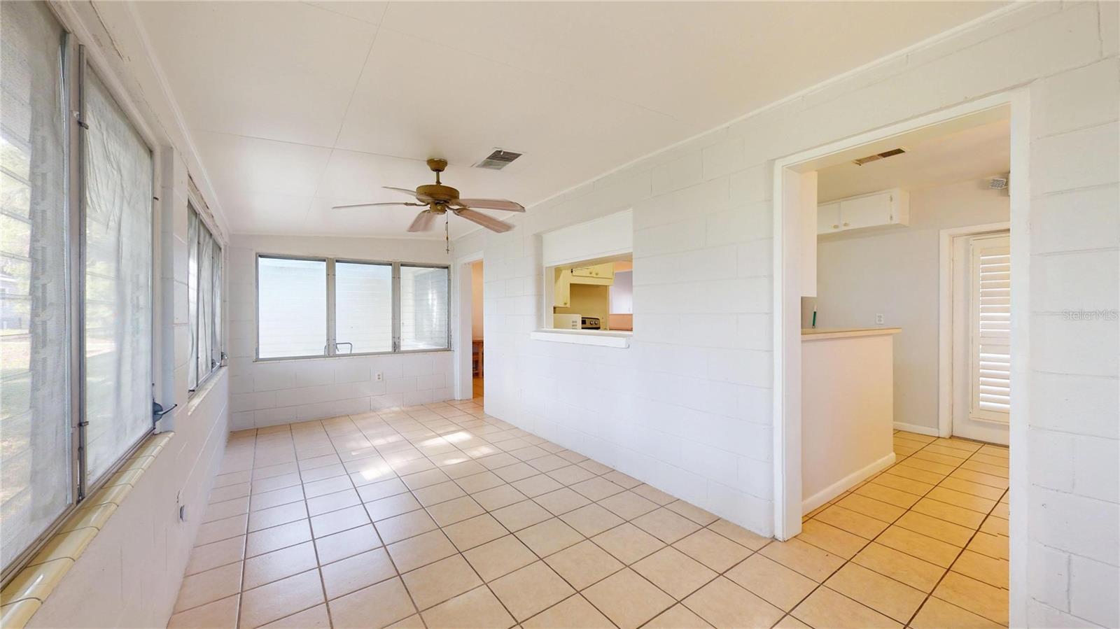 Image 33 of 47 For 121 Seminole Avenue