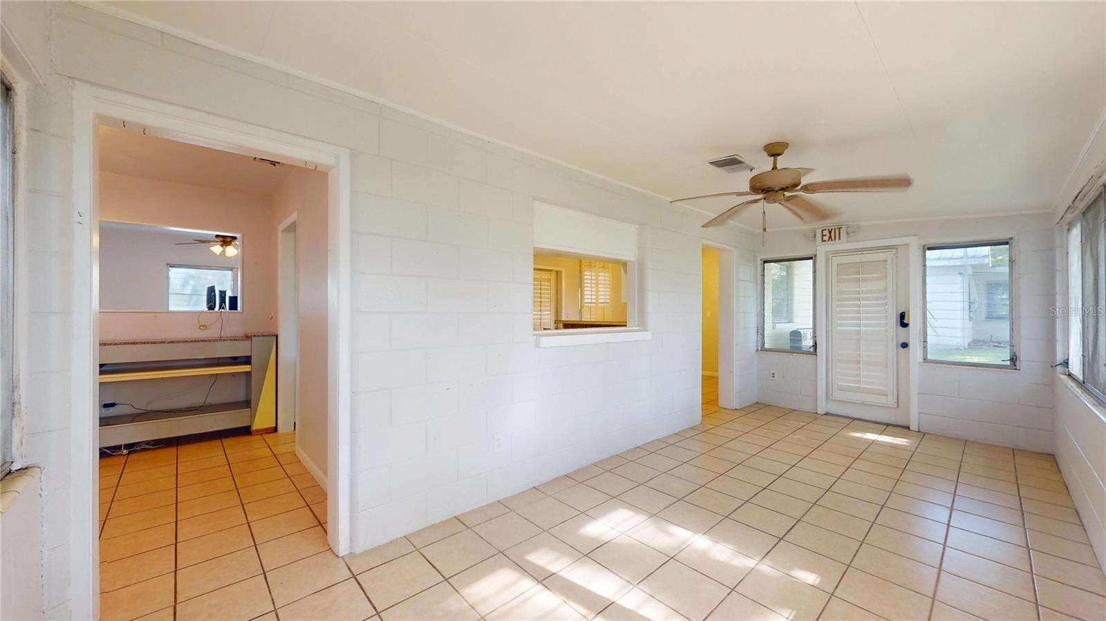 Image 34 of 47 For 121 Seminole Avenue