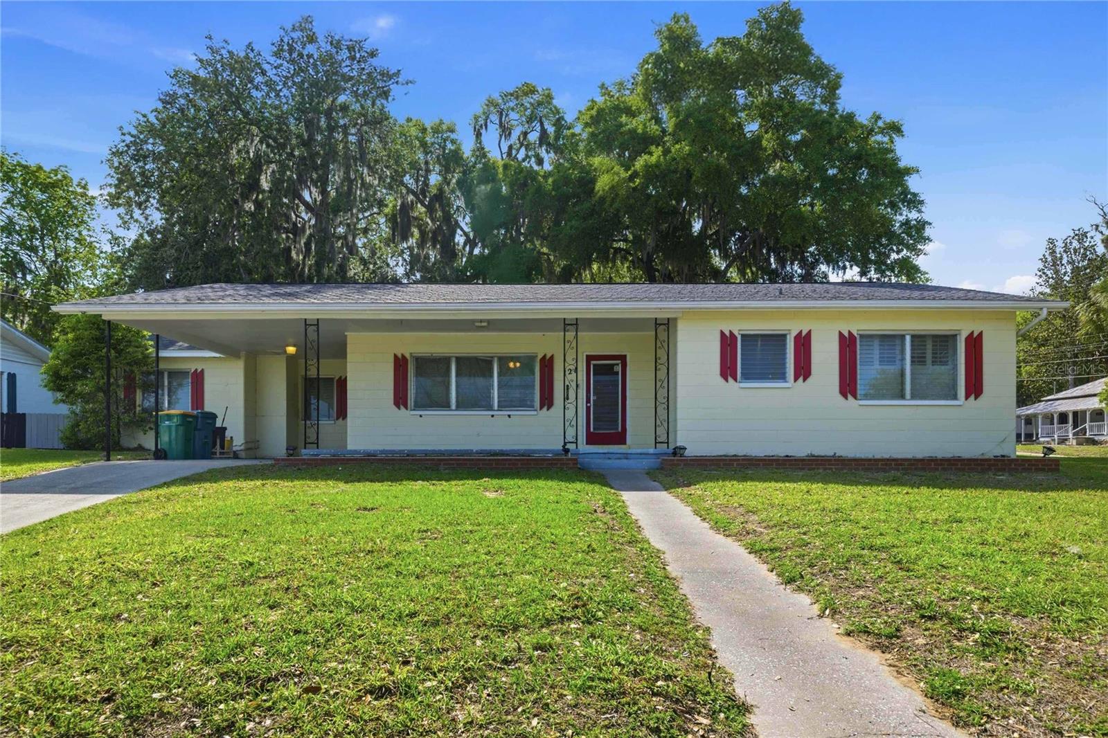 Image 41 of 47 For 121 Seminole Avenue