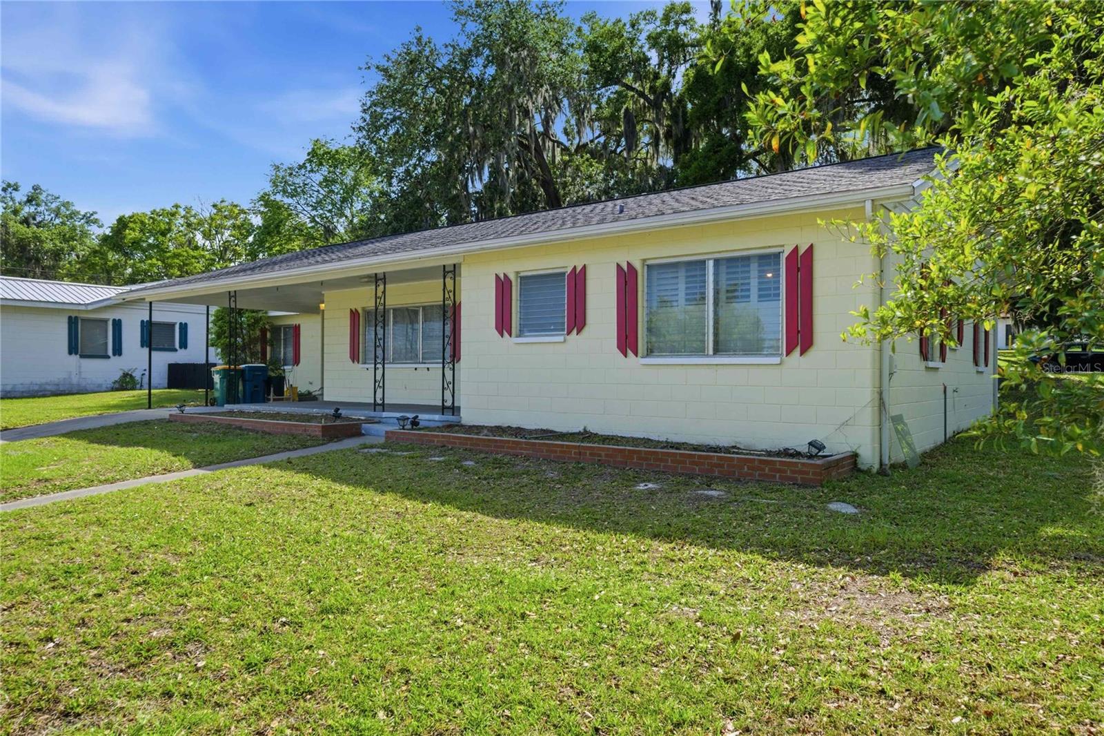 Image 42 of 47 For 121 Seminole Avenue