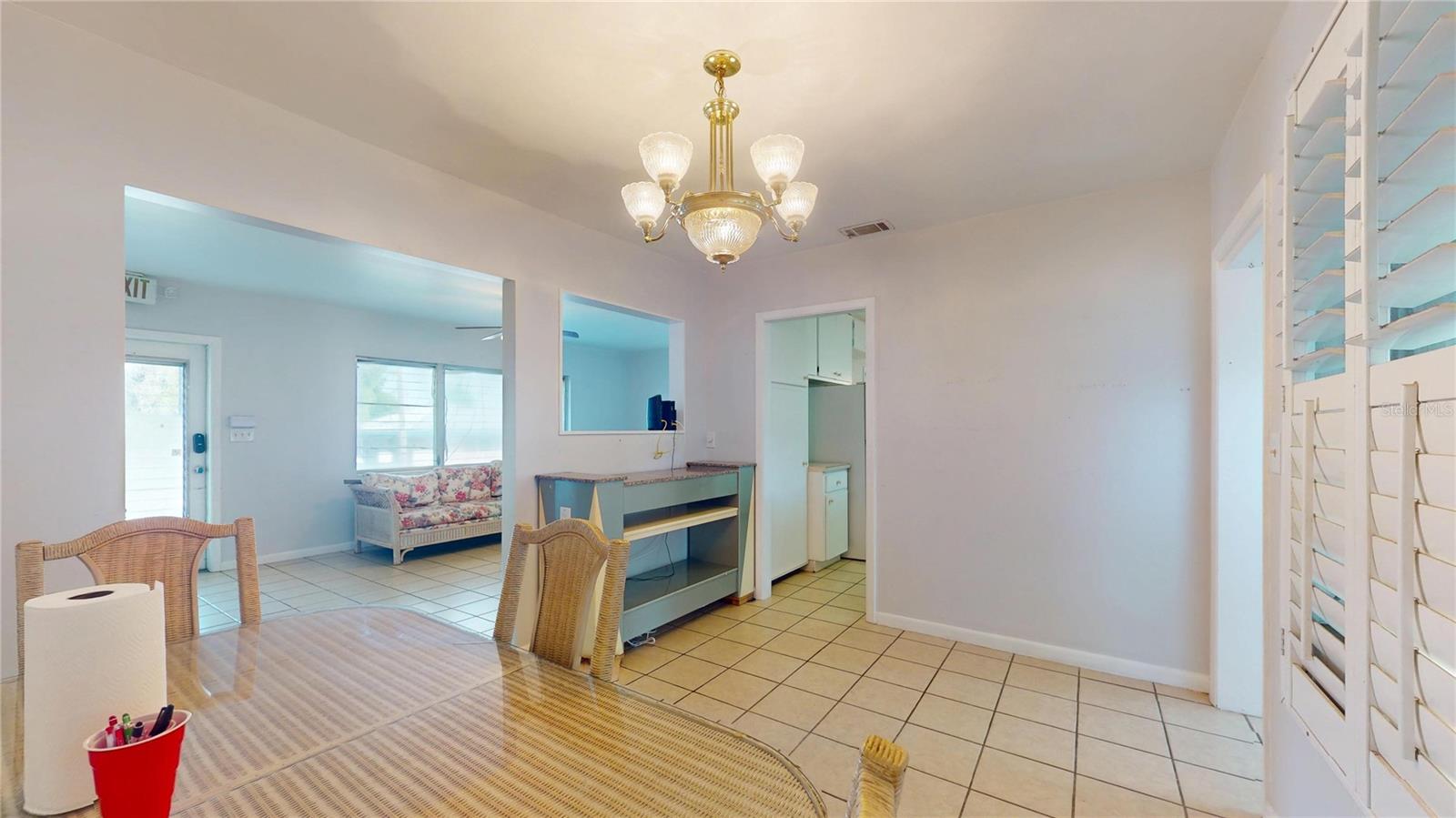 Image 6 of 47 For 121 Seminole Avenue