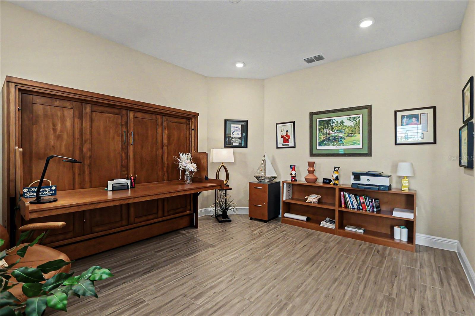 Image 30 of 47 For 9694 79th Loop