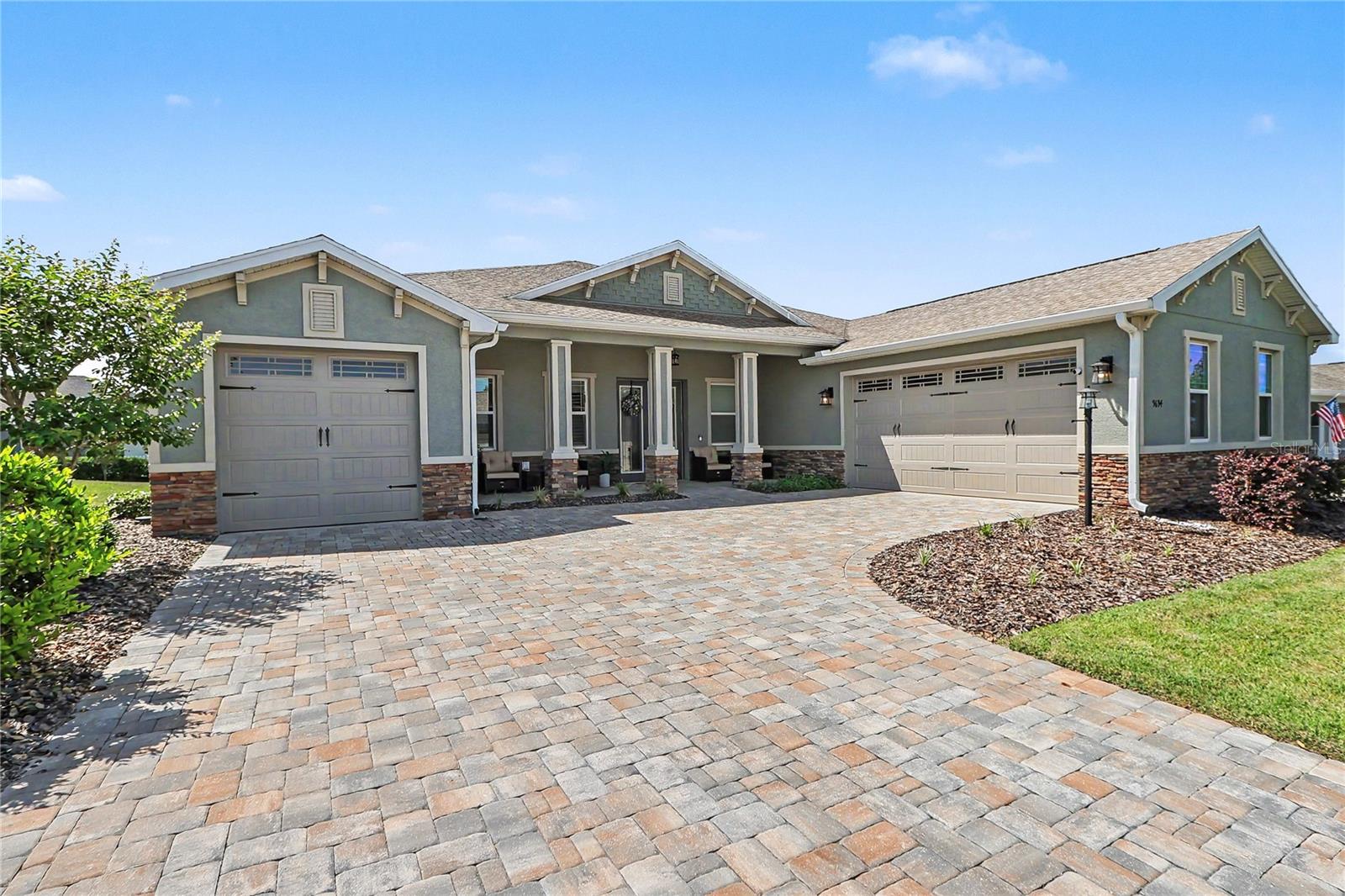 Image 46 of 47 For 9694 79th Loop