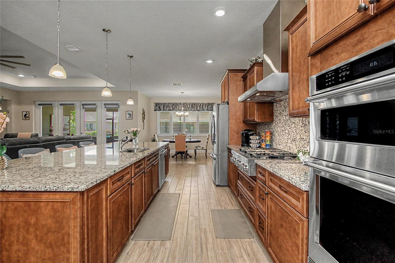 Image 6 of 47 For 9694 79th Loop