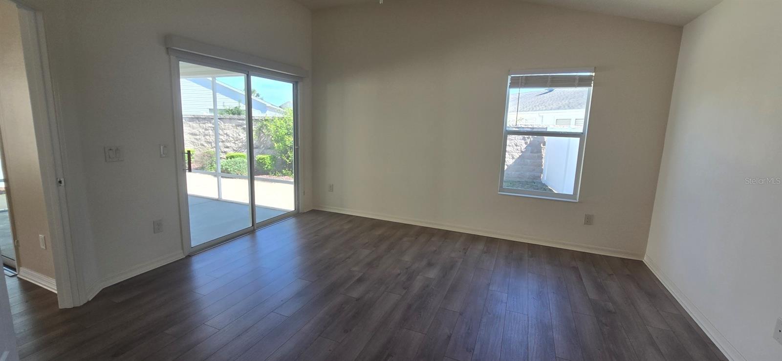 Image 11 of 15 For 2577 Lindewood Street