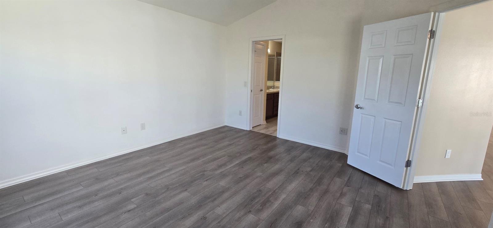 Image 12 of 15 For 2577 Lindewood Street