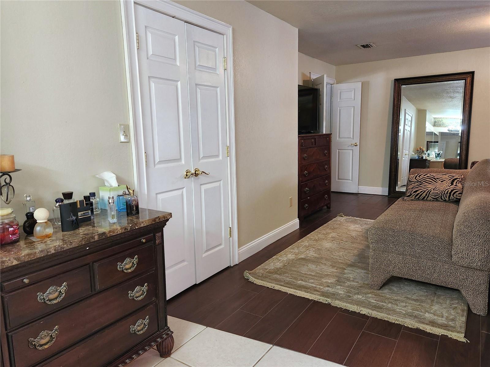 Image 16 of 35 For 400 49th Avenue