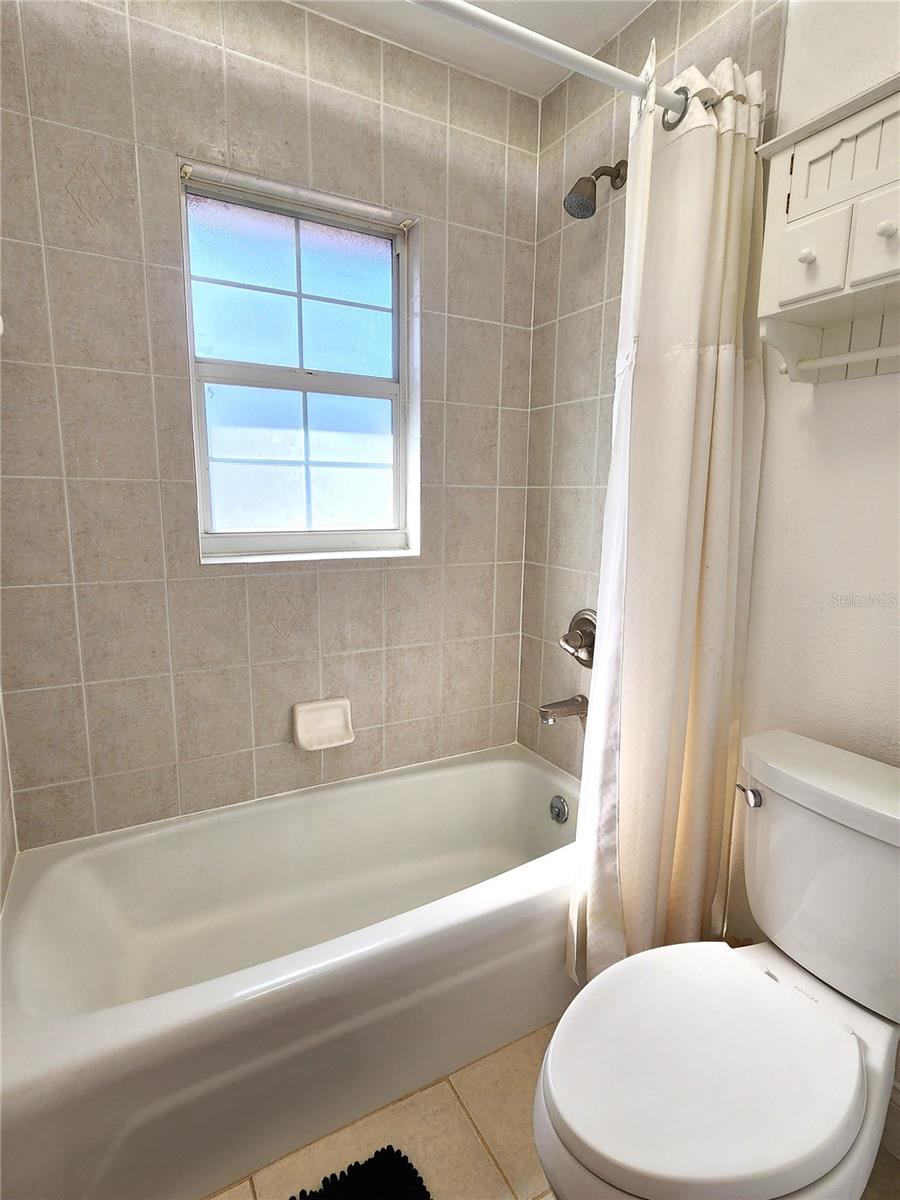 Image 26 of 35 For 400 49th Avenue