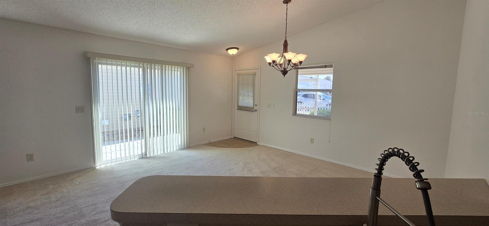 Image 4 of 17 For 1009 Ridgeville Road