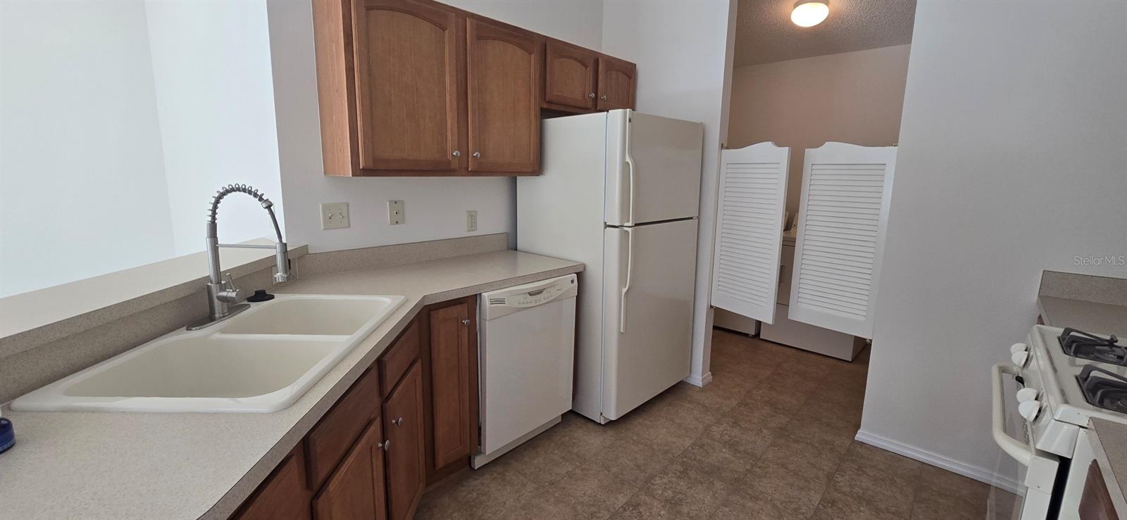 Image 7 of 17 For 1009 Ridgeville Road