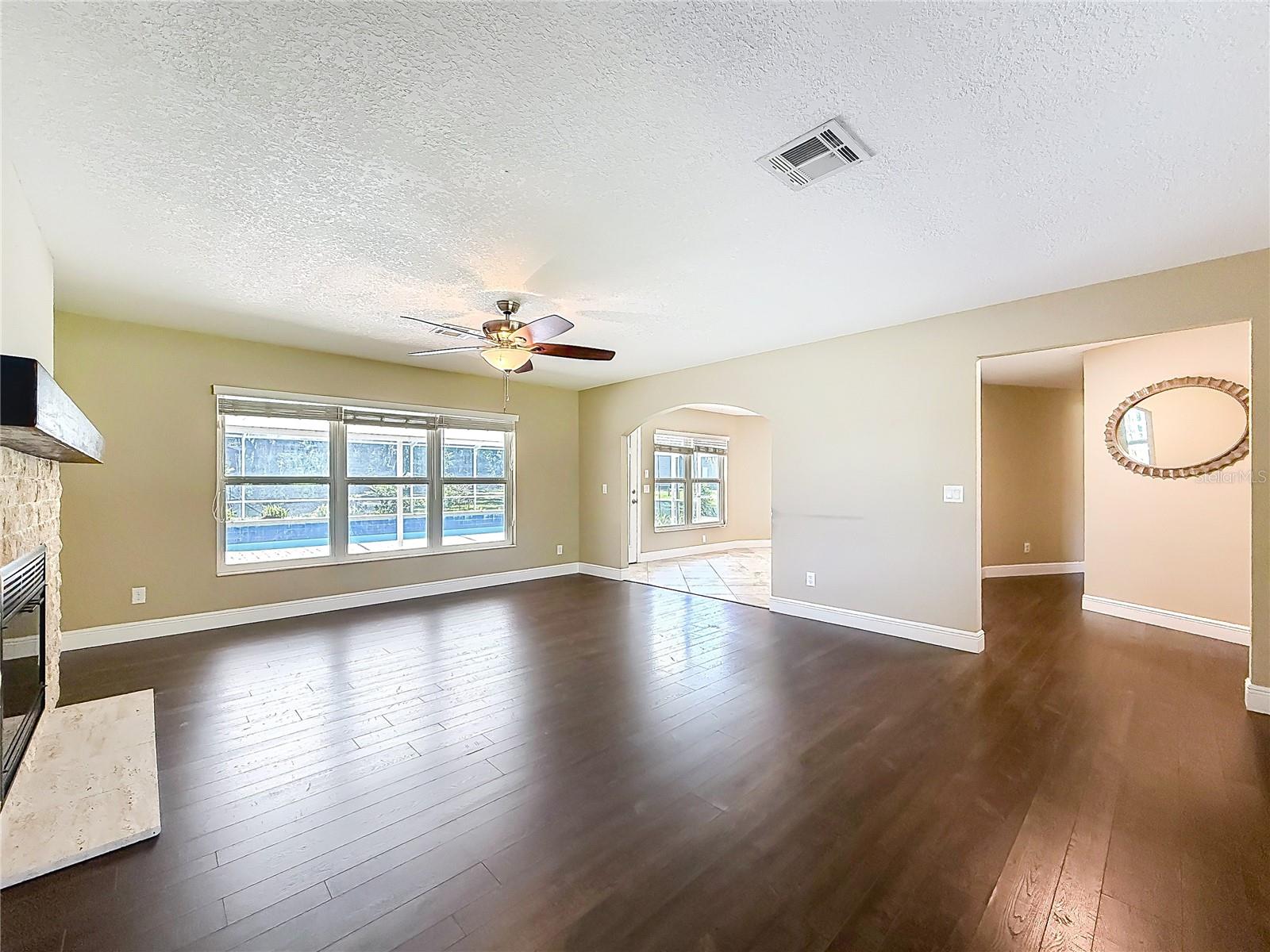 Image 13 of 66 For 363 Kensington Avenue