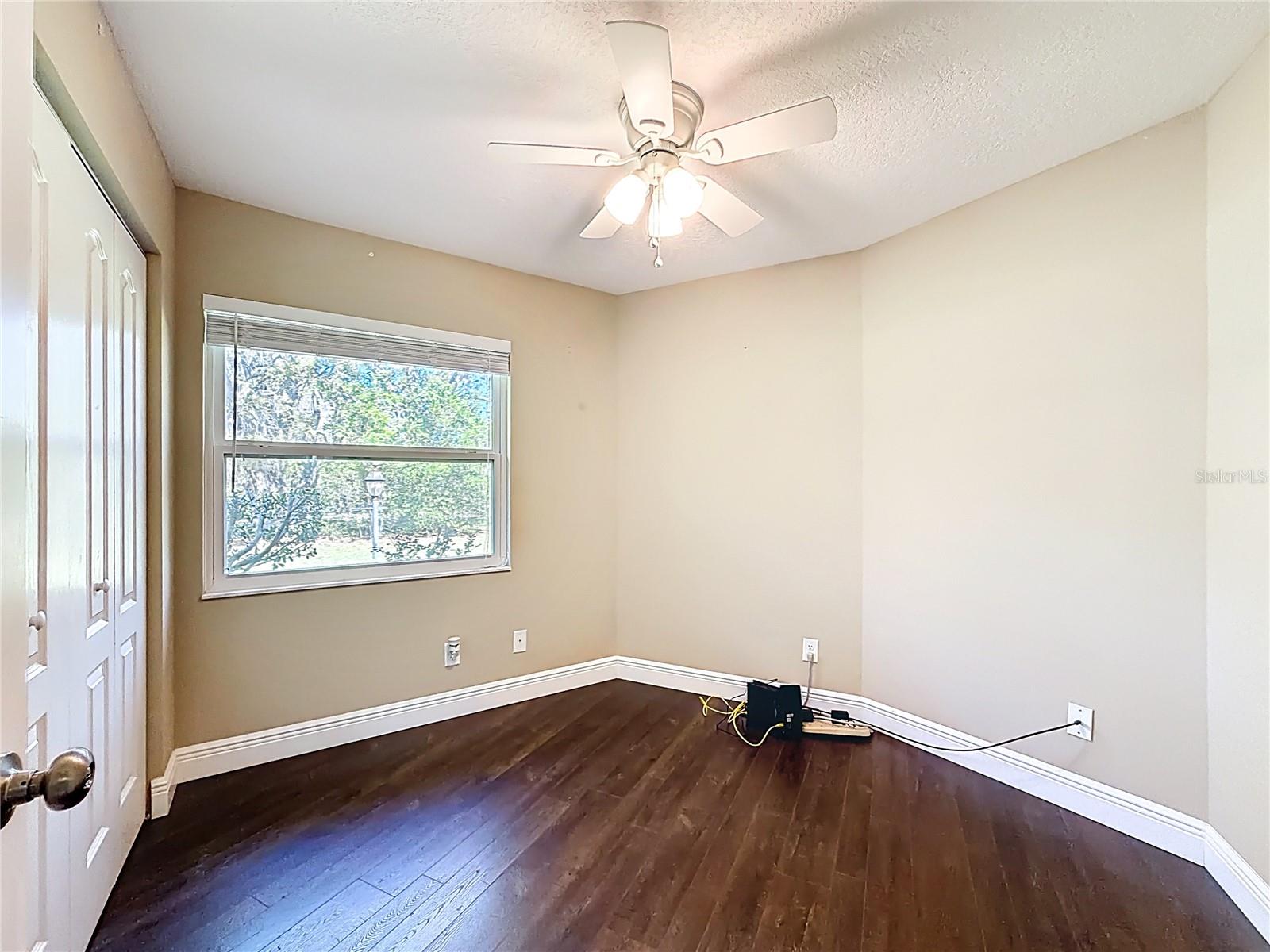 Image 24 of 66 For 363 Kensington Avenue