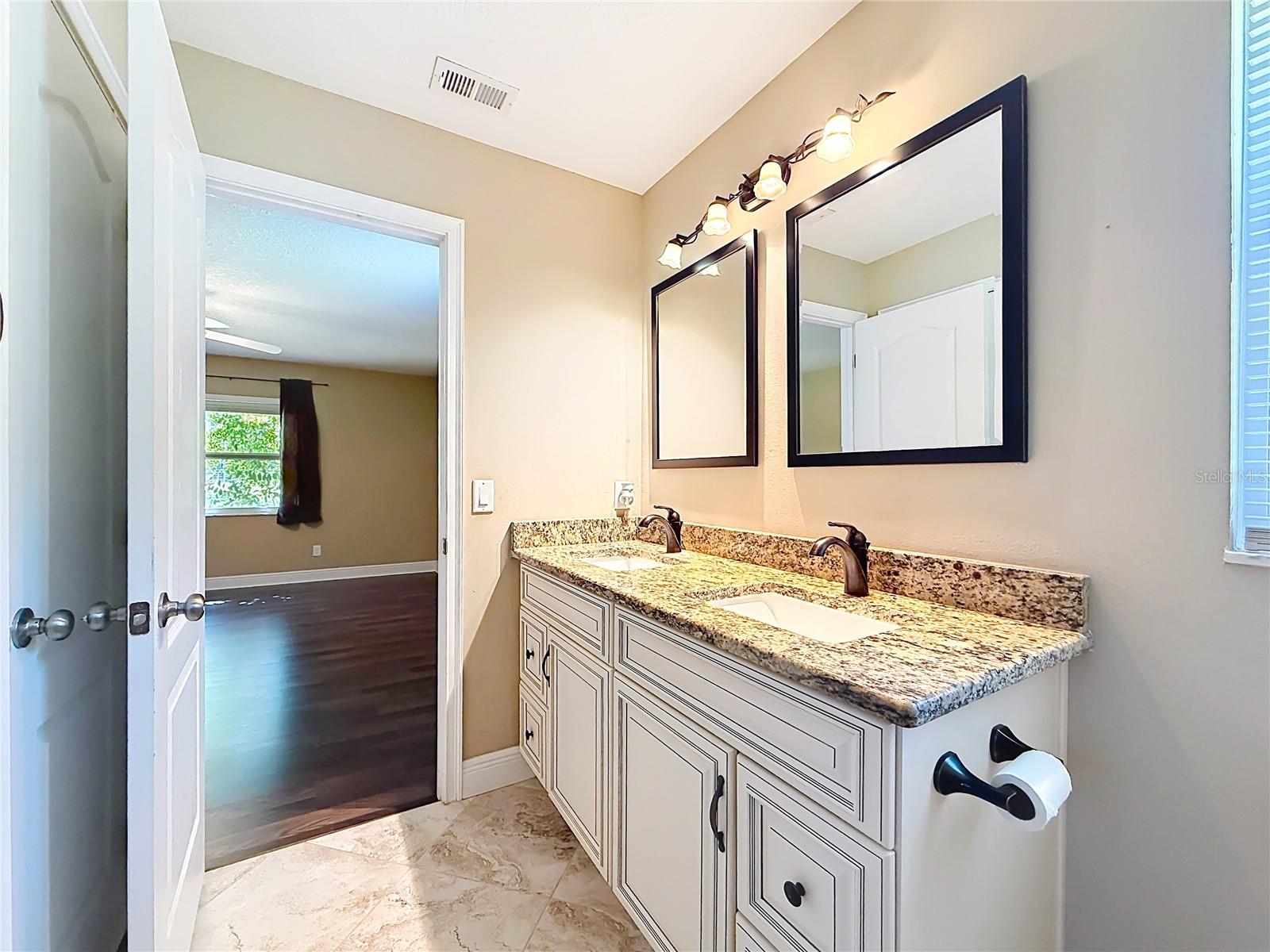 Image 32 of 66 For 363 Kensington Avenue