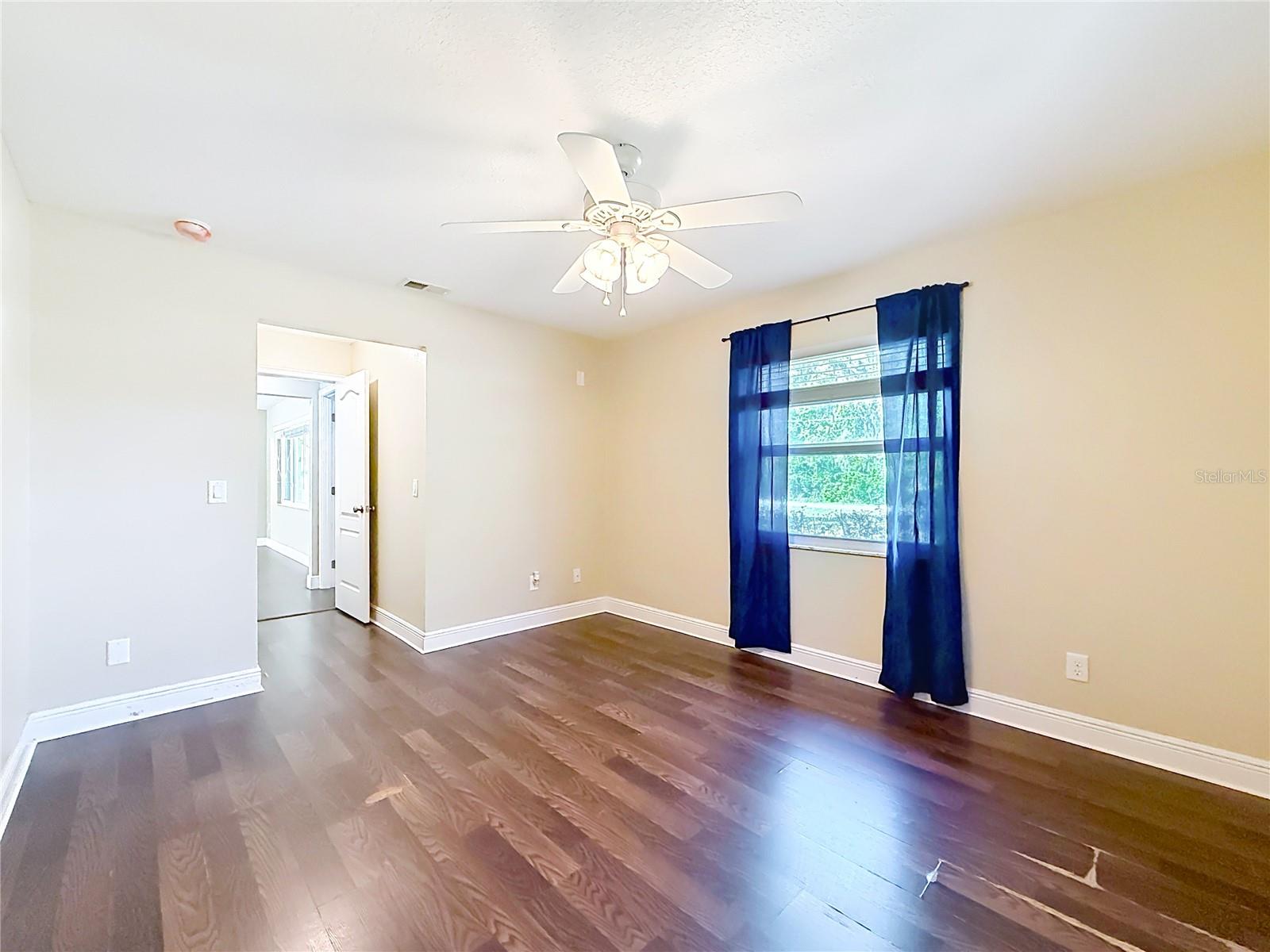 Image 35 of 66 For 363 Kensington Avenue