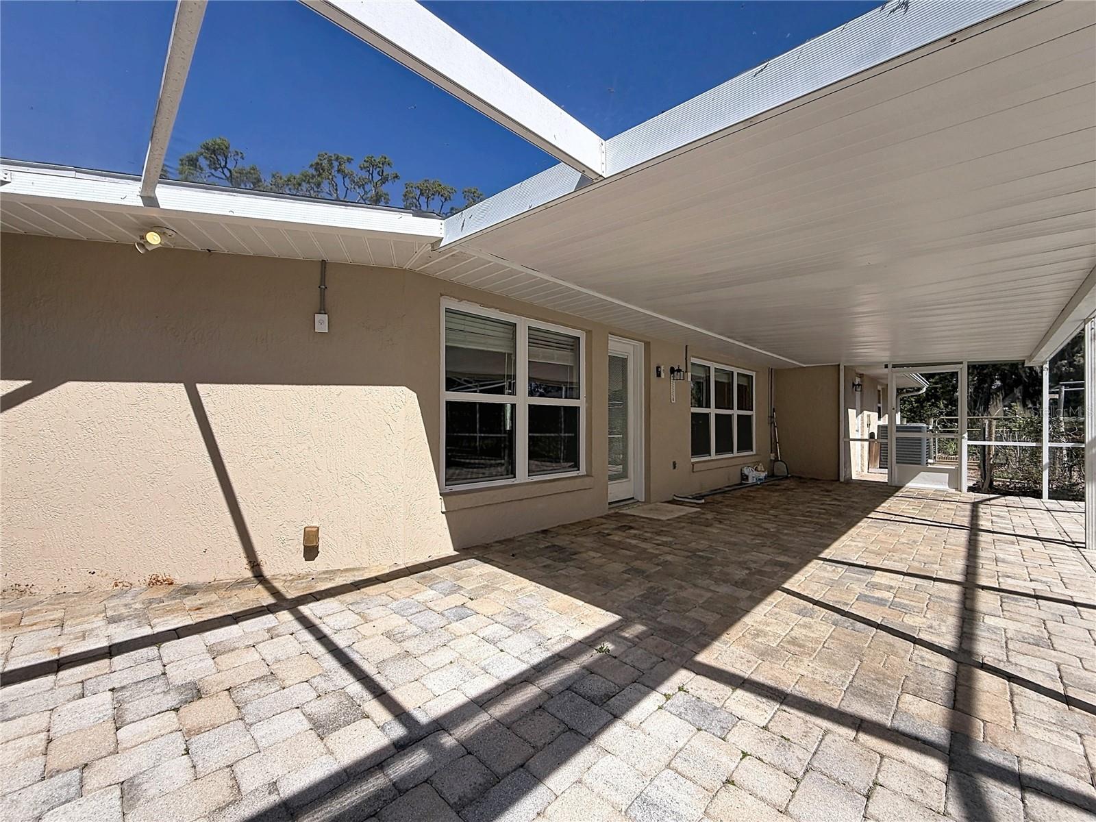 Image 40 of 66 For 363 Kensington Avenue