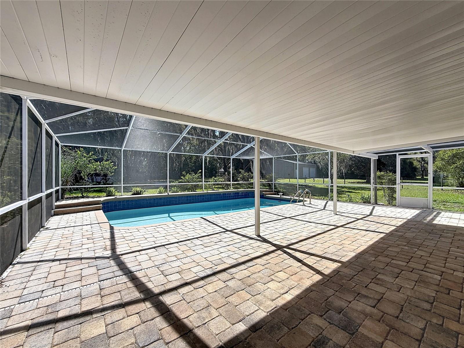 Image 41 of 66 For 363 Kensington Avenue