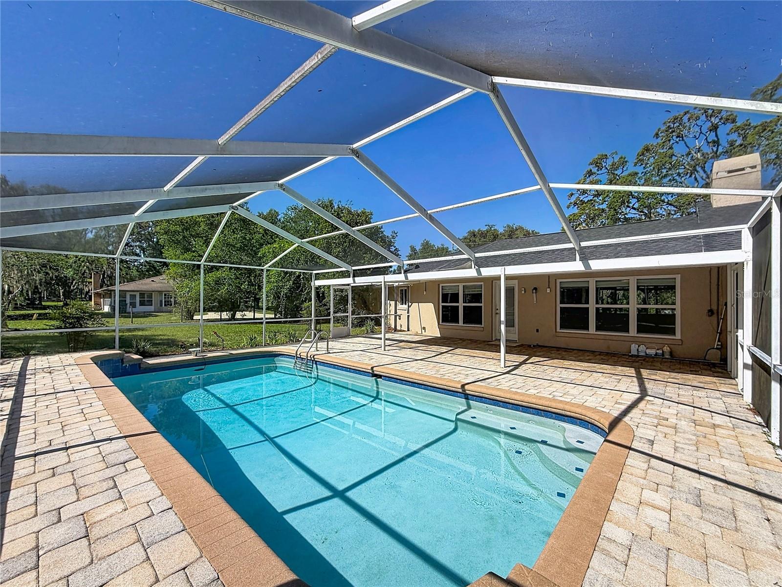 Image 42 of 66 For 363 Kensington Avenue