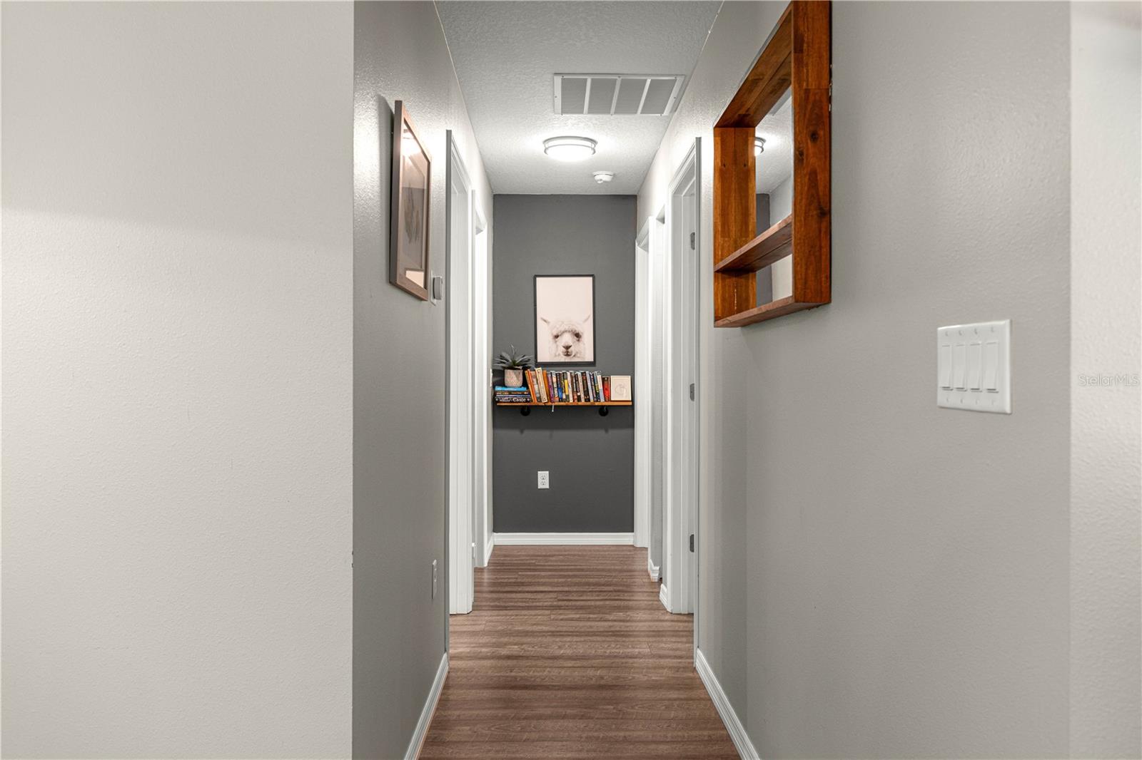 Image 19 of 34 For 6353 52nd Avenue