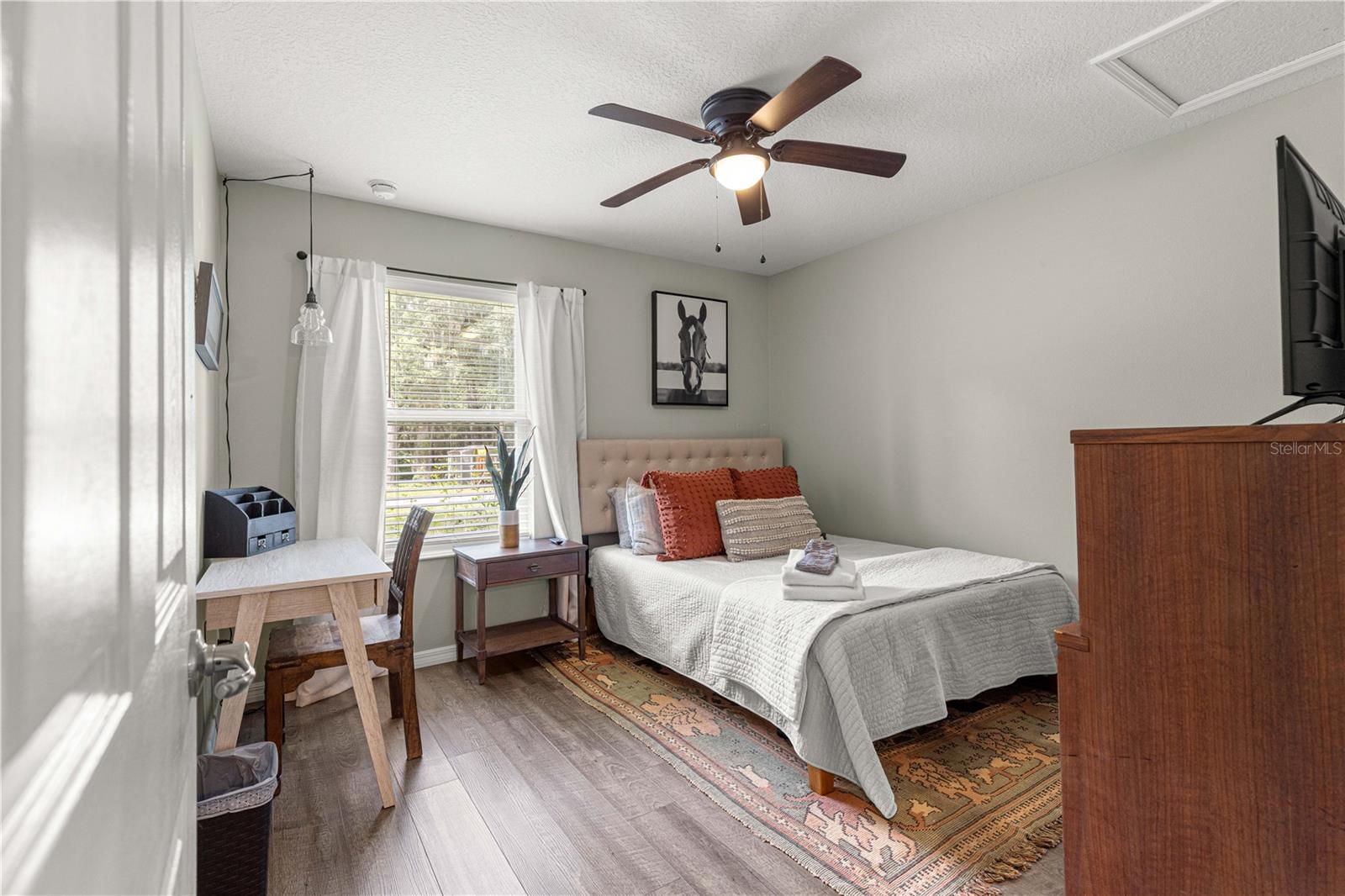 Image 20 of 34 For 6353 52nd Avenue