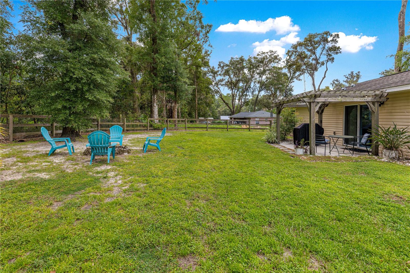 Image 30 of 34 For 6353 52nd Avenue