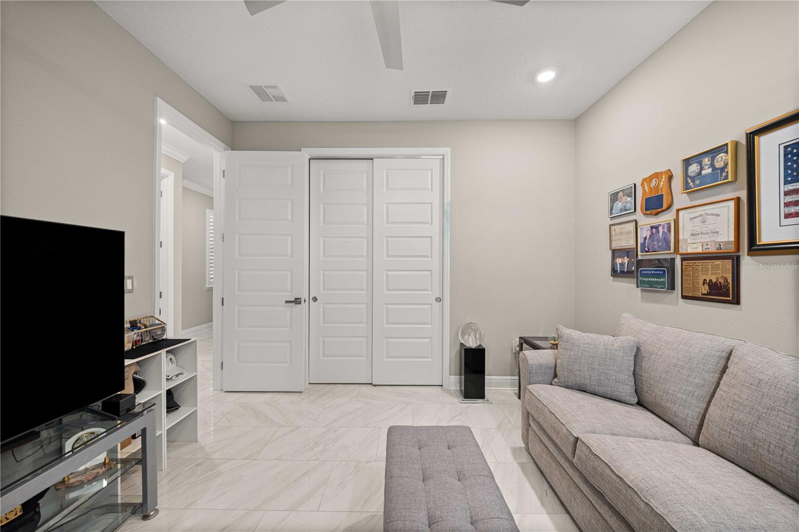 Image 15 of 50 For 8425 93rd Circle