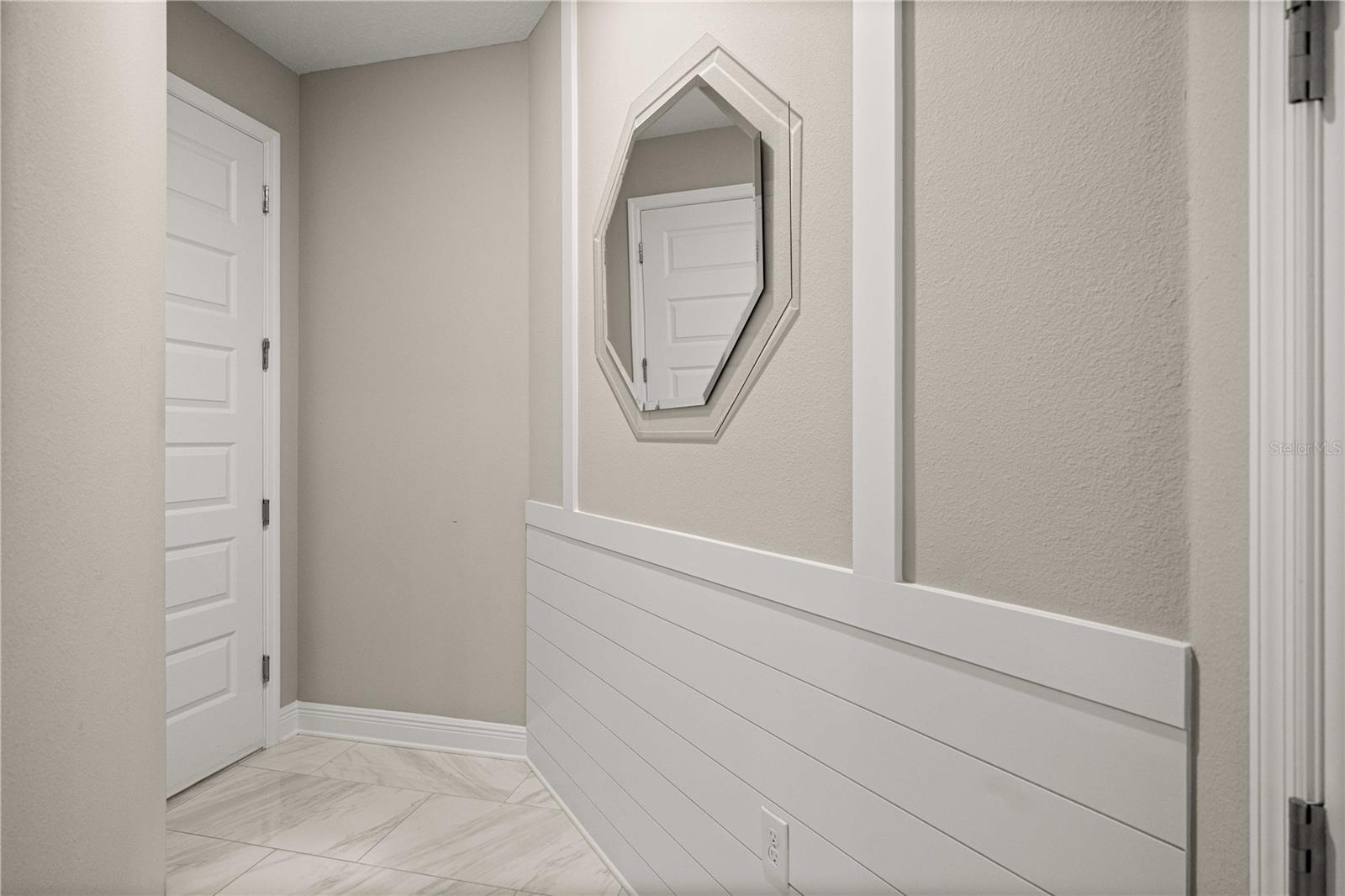 Image 16 of 50 For 8425 93rd Circle