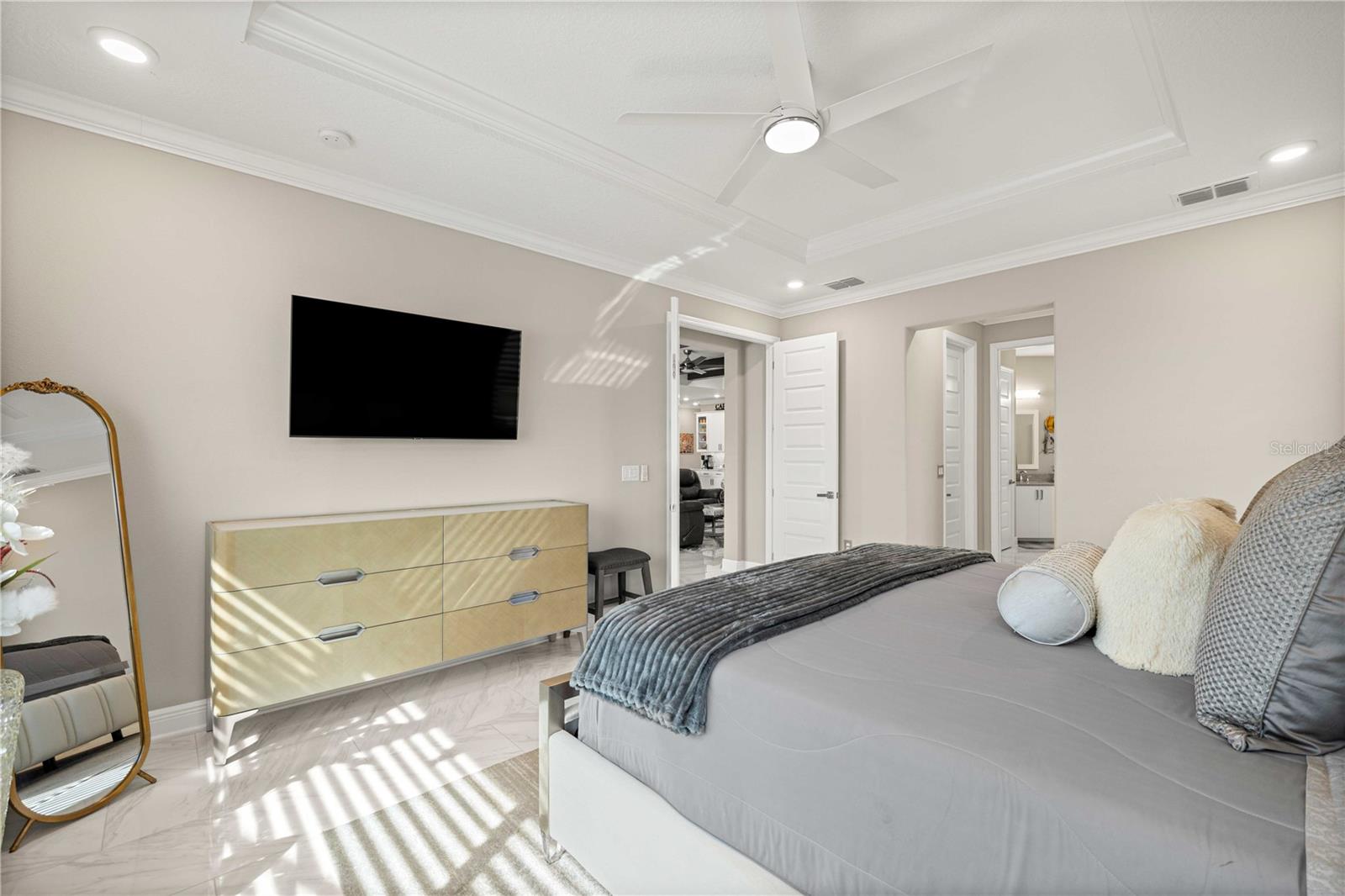 Image 18 of 50 For 8425 93rd Circle