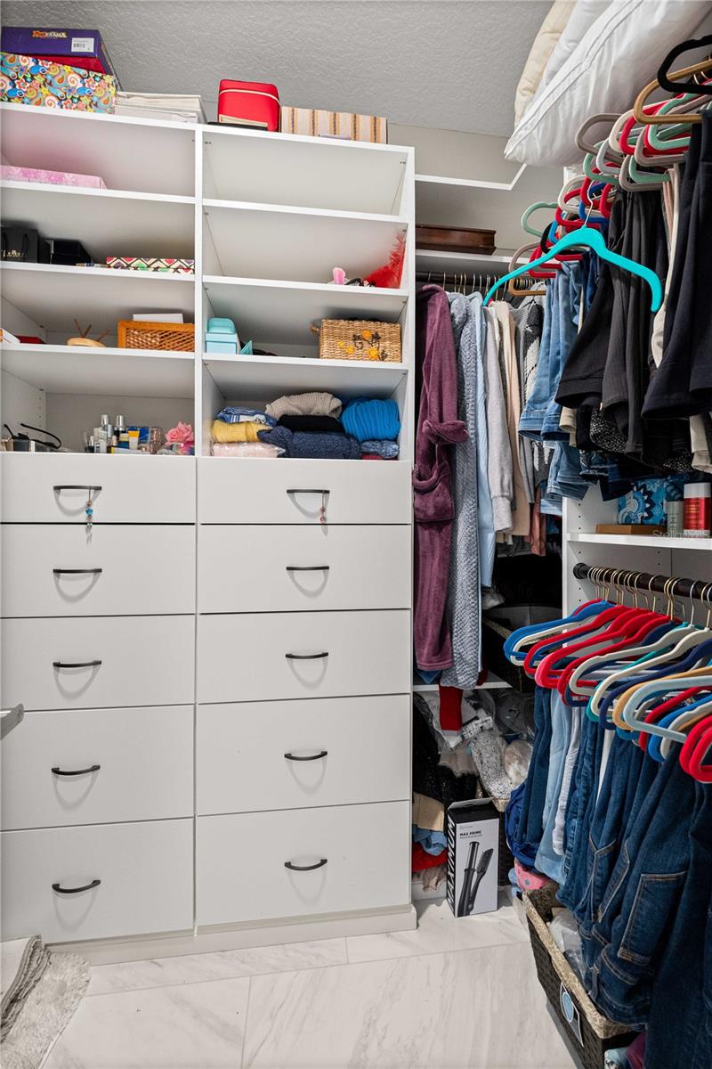 Image 20 of 50 For 8425 93rd Circle