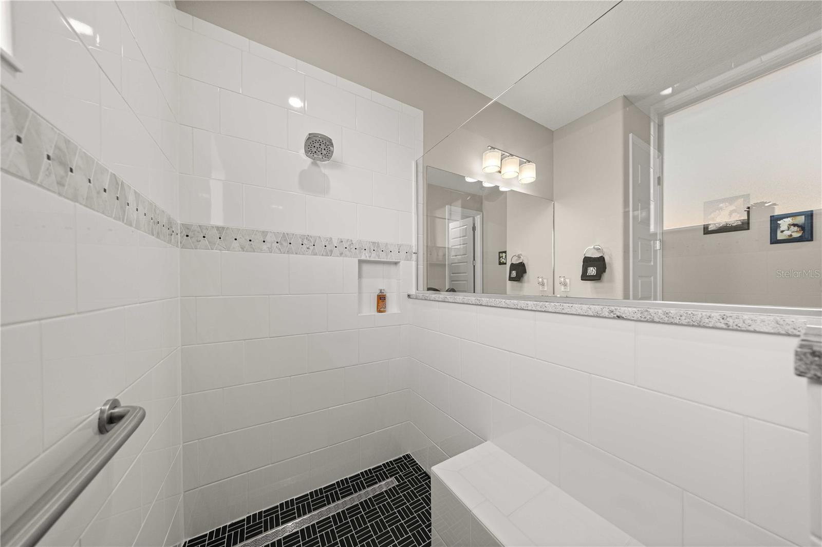 Image 23 of 50 For 8425 93rd Circle