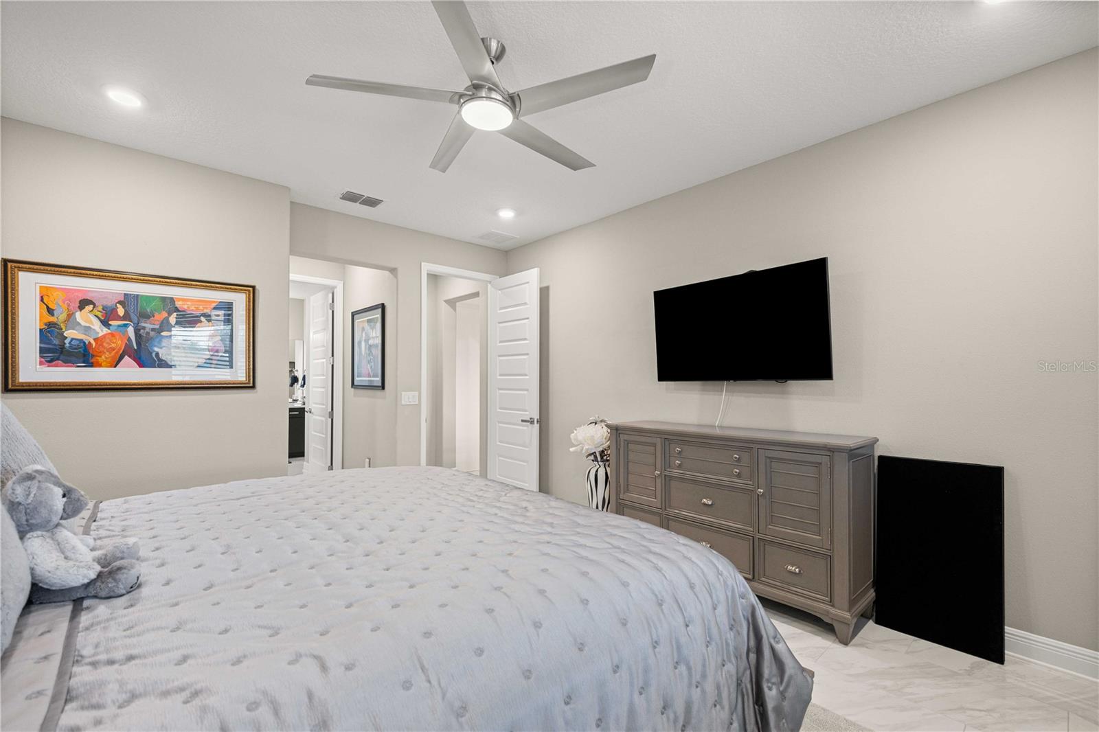 Image 25 of 50 For 8425 93rd Circle