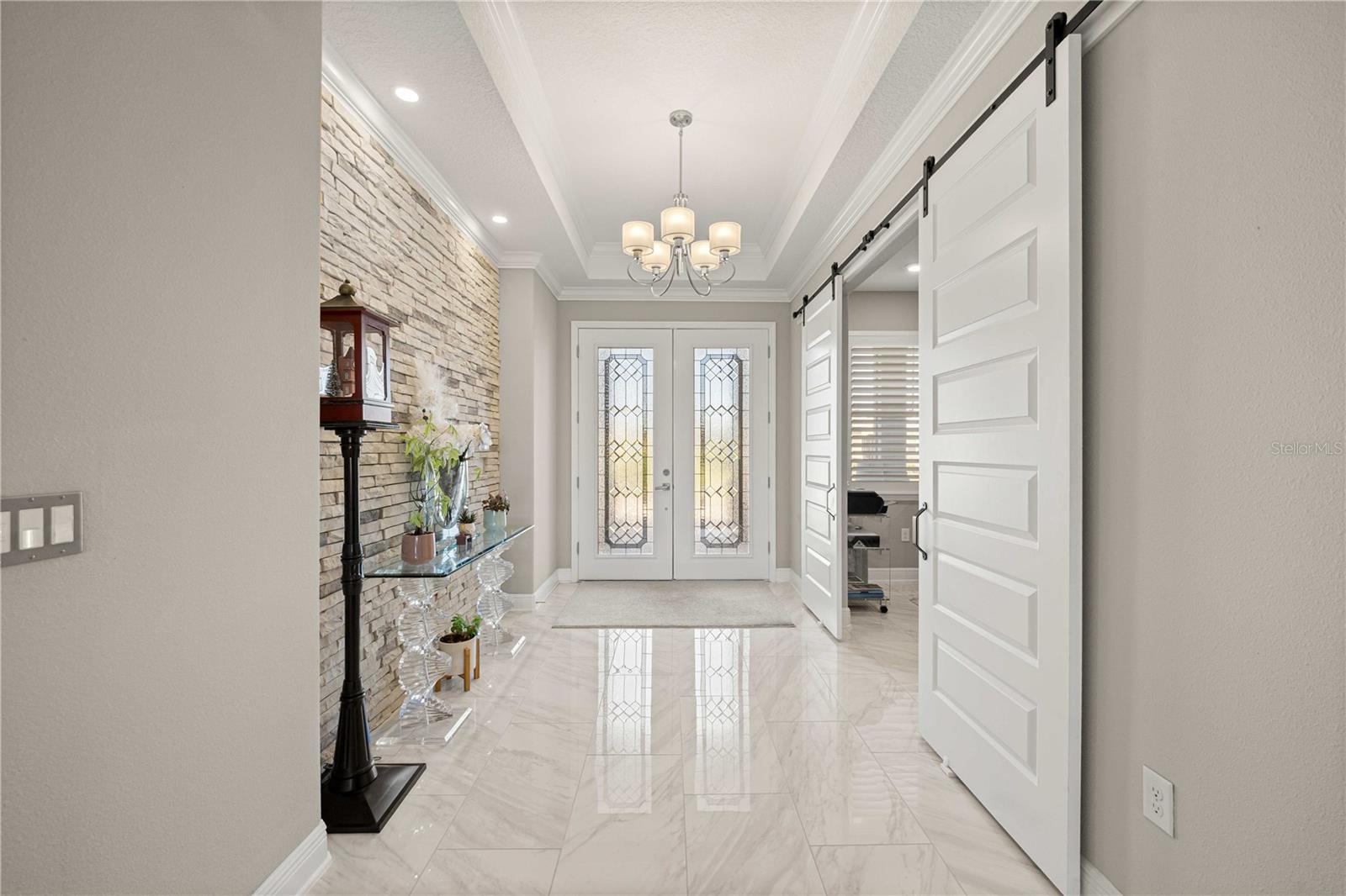 Image 3 of 50 For 8425 93rd Circle