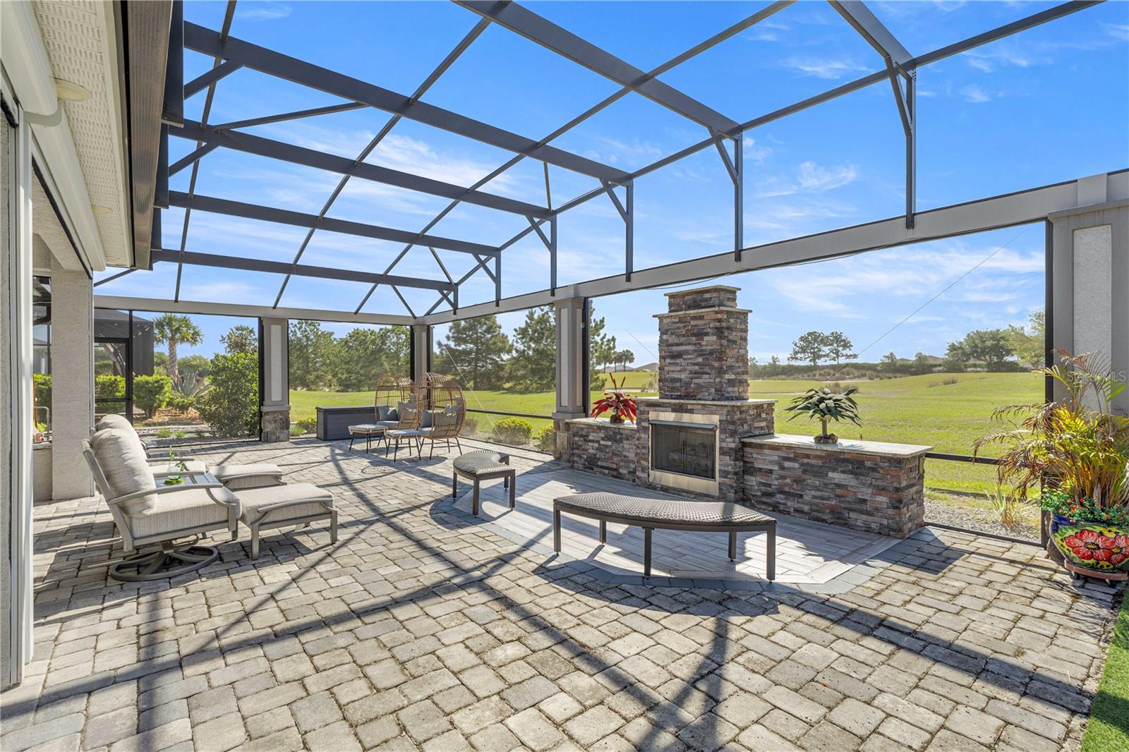 Image 34 of 50 For 8425 93rd Circle