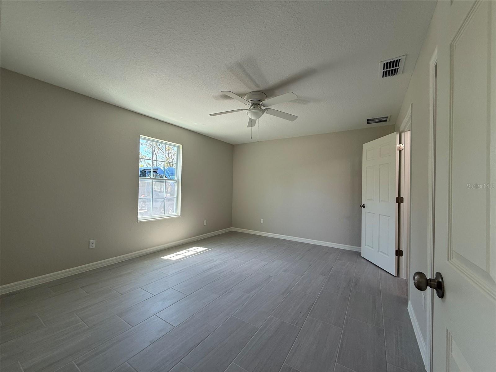 Image 8 of 13 For 13103 105th Place