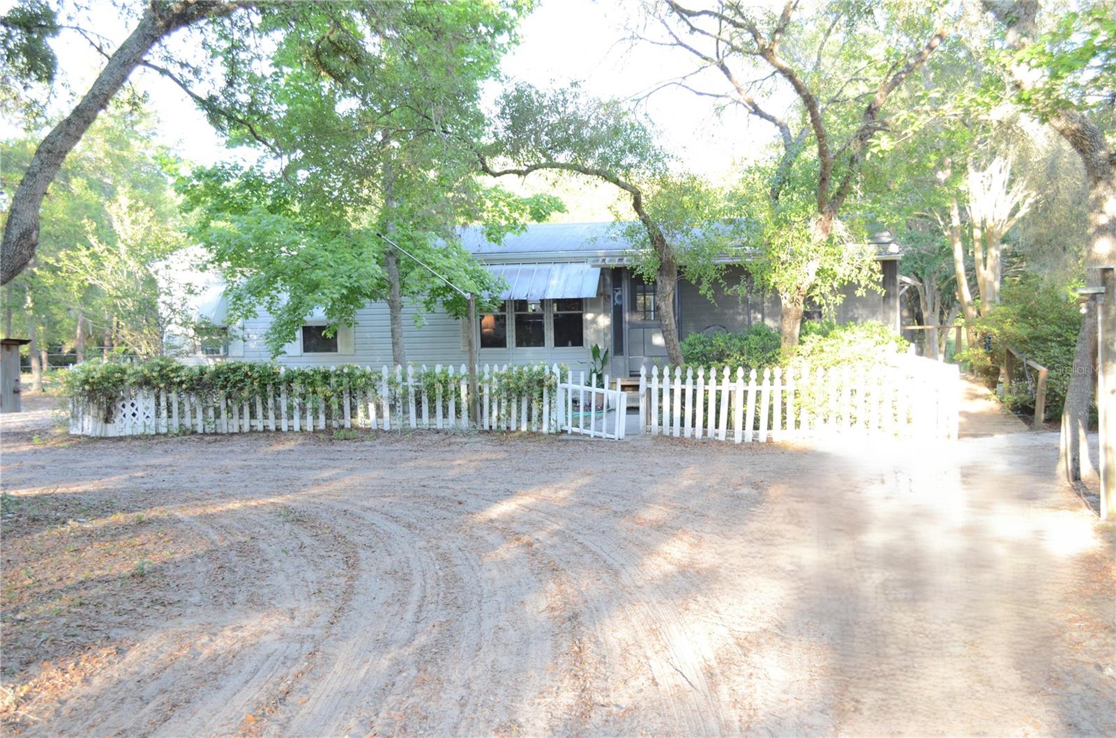 Details for 591 Fisher Road, OCKLAWAHA, FL 32179